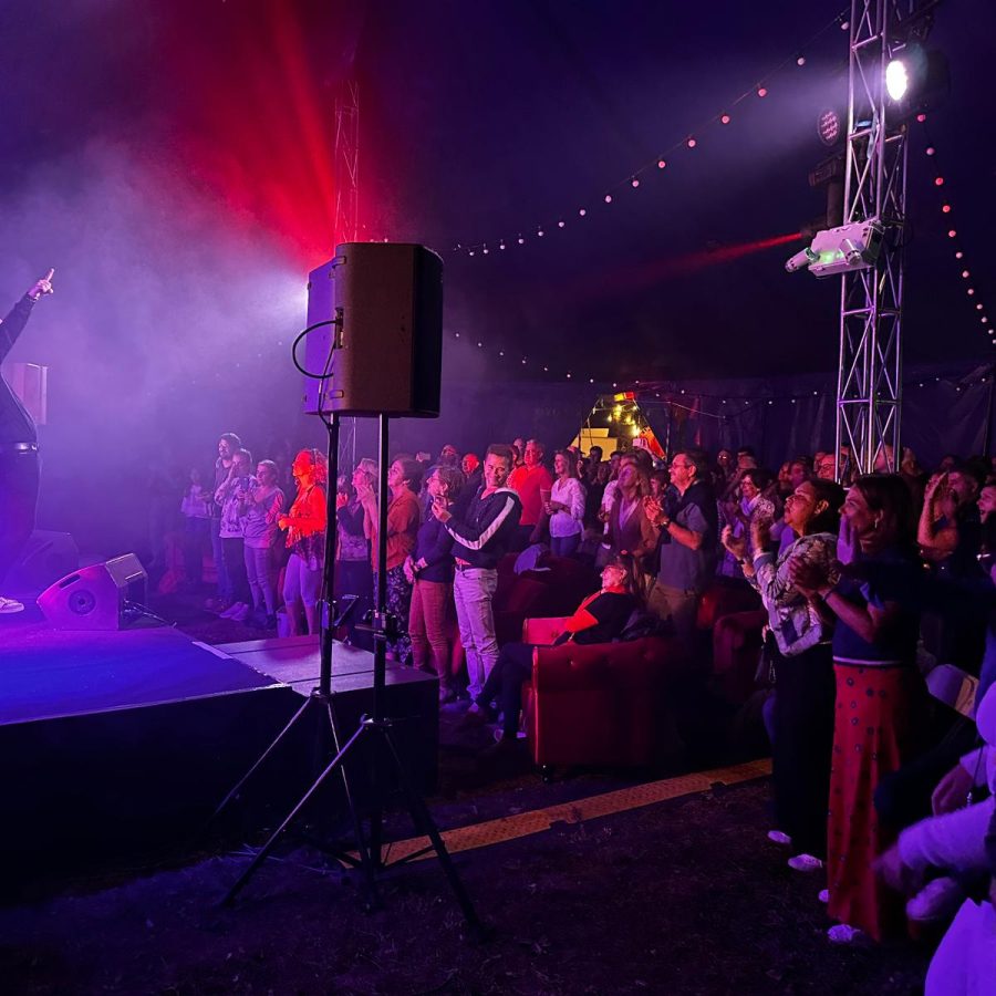 spectacle humoristique à septembre au château